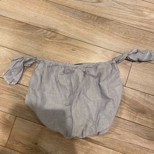 Brandy Melville off the shoulder top